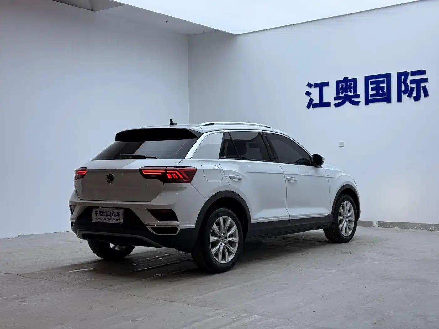 2021 T-ROC 280TSI DSG 2WD Comfort Smart Edition — миниатюра 17