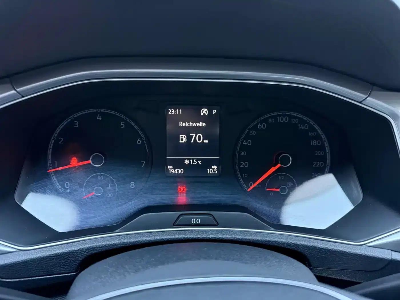 2021 T-ROC 280TSI DSG 2WD Comfort Smart Edition — миниатюра 10