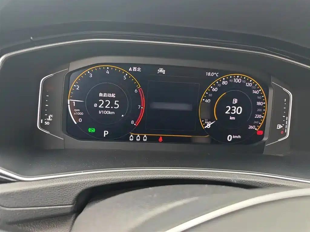 2019 T-ROC 280TSI DSG 2WD Luxury Model (National V Emission Standard) — миниатюра 4