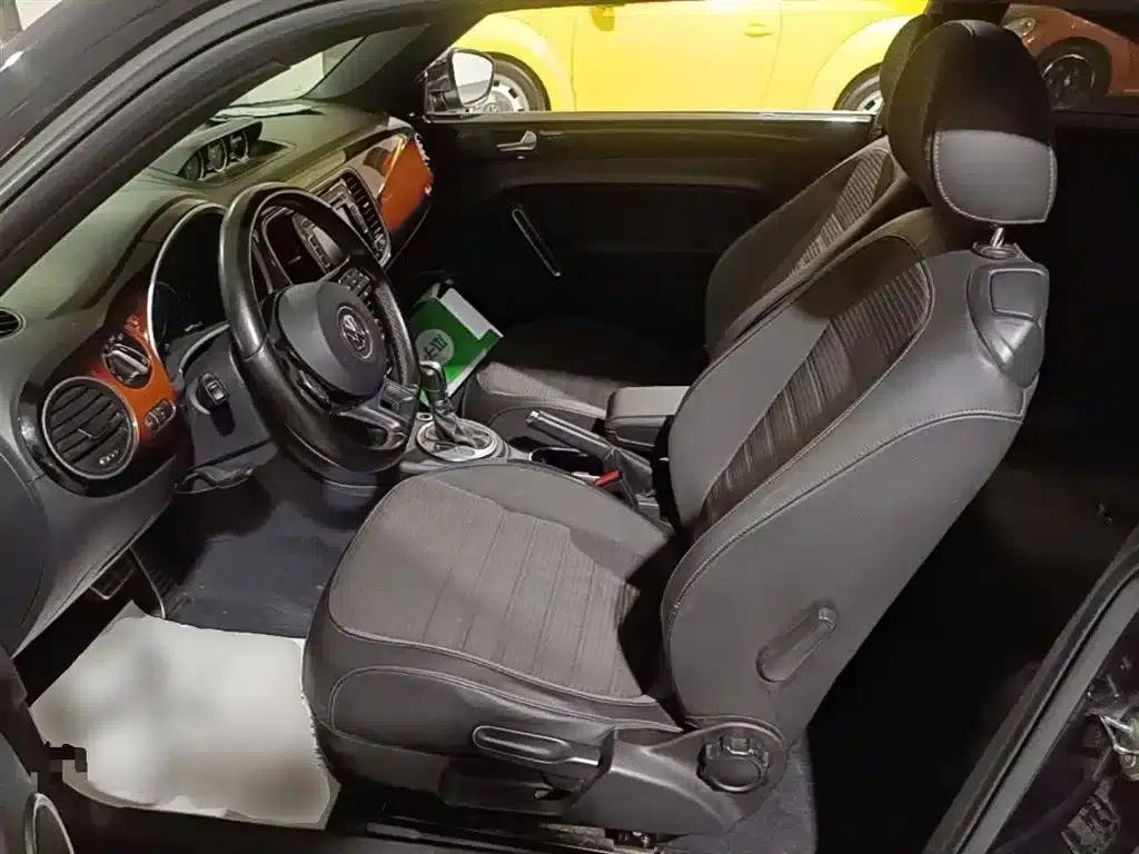 2013 Volkswagen Beetle 1.4TSI Fender Rock Edition — миниатюра 15