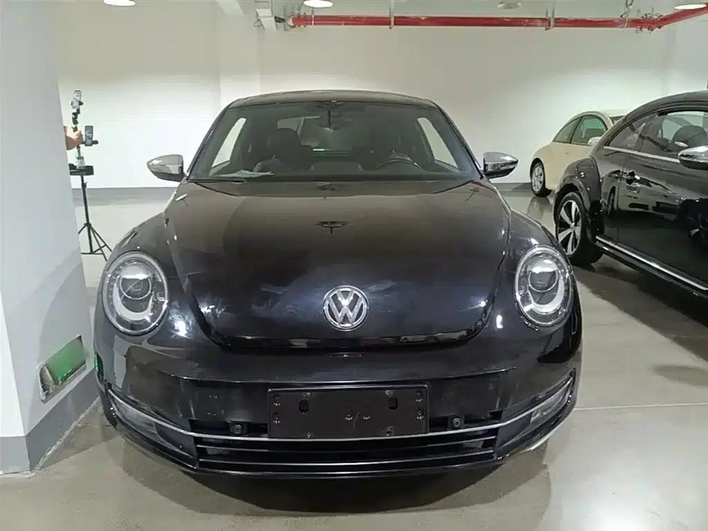 2013 Volkswagen Beetle 1.4TSI Fender Rock Edition — миниатюра 3