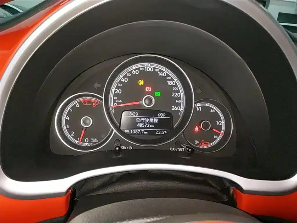 2017 Volkswagen Beetle 180TSI Comfort Edition — миниатюра 12