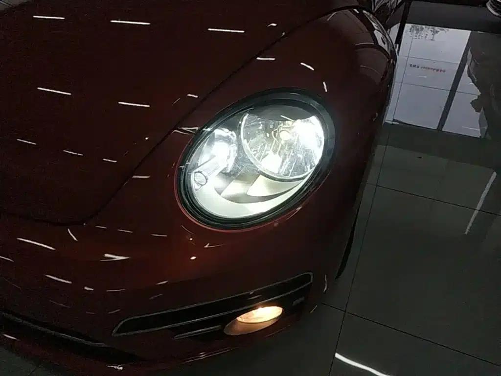 2017 Volkswagen Beetle 180TSI Comfort Edition — миниатюра 24
