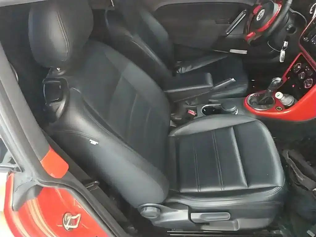 2017 Volkswagen Beetle 180TSI Comfort Edition — миниатюра 25