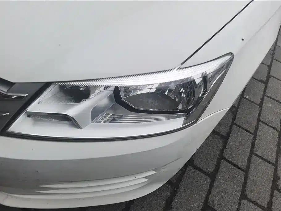 Santana 2015 1.6L Manual Fashion Edition — миниатюра 5