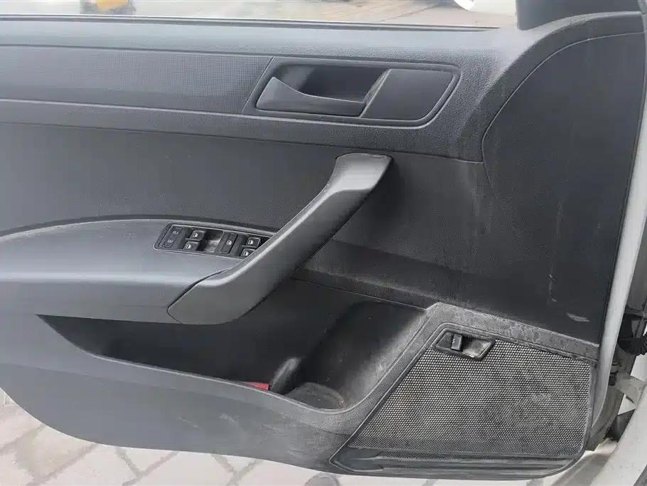 Santana 2015 1.6L Manual Fashion Edition — миниатюра 7