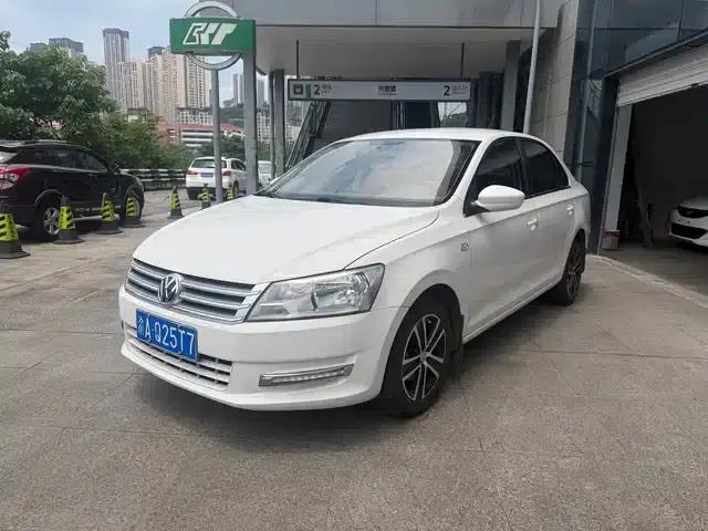 Santana 2013 1.6L Automatic Fashion Edition