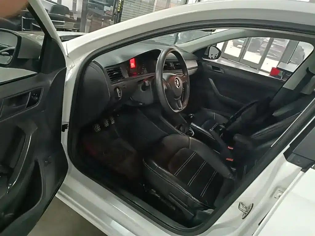 Santana 2016 1.6L Manual Fashion Edition — миниатюра 16