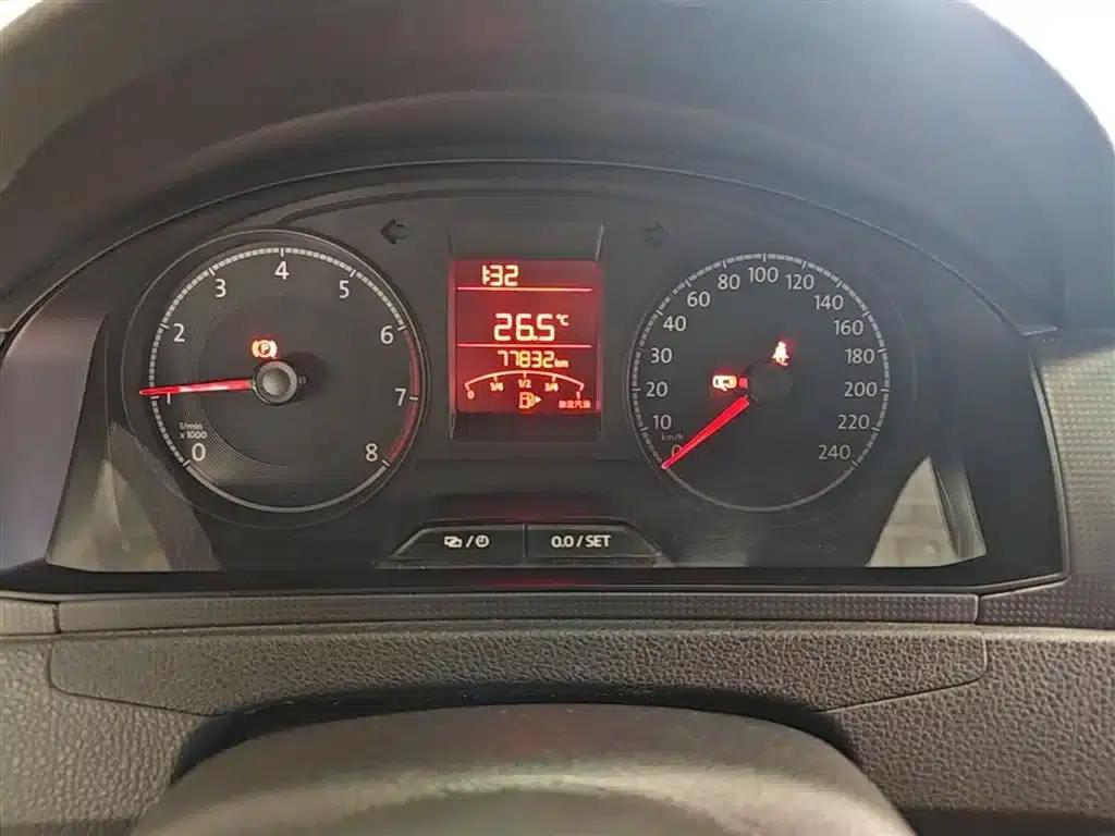 Santana 2016 1.6L Manual Fashion Edition — миниатюра 12
