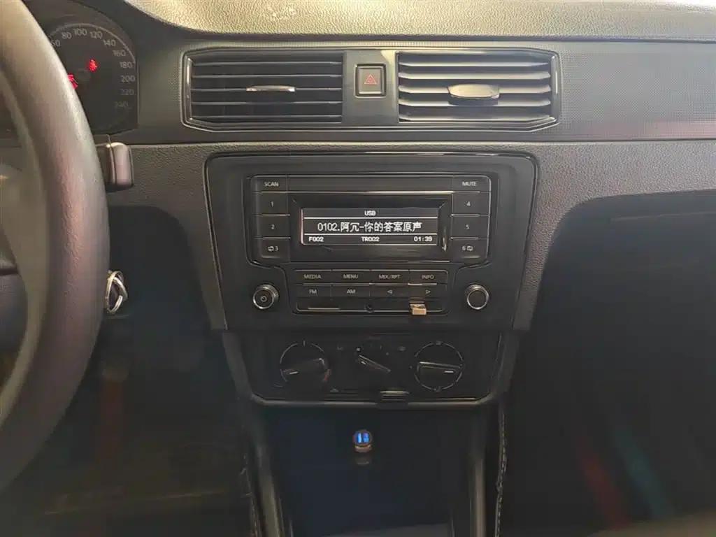 Santana 2016 1.6L Manual Fashion Edition — миниатюра 13