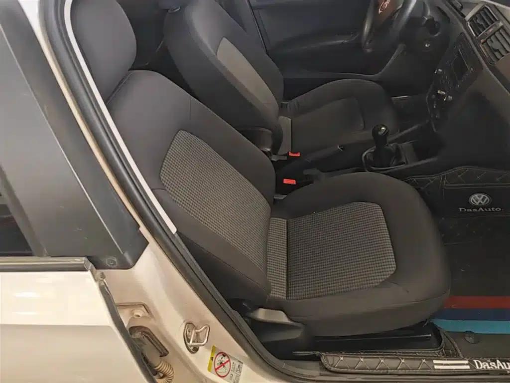 Santana 2016 1.6L Manual Fashion Edition — миниатюра 25