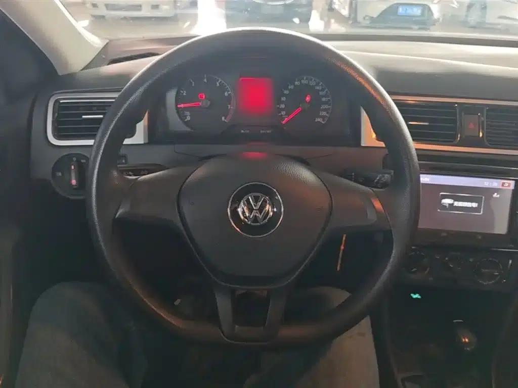 Santana 2015 Gran Lavida 1.6L Automatic Fashion Edition — миниатюра 11