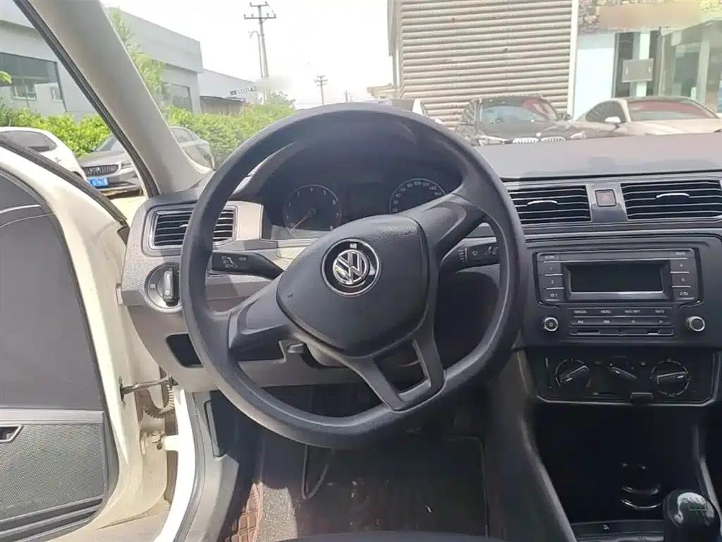 Santana 2018 1.5L Manual Fashion Edition — миниатюра 11