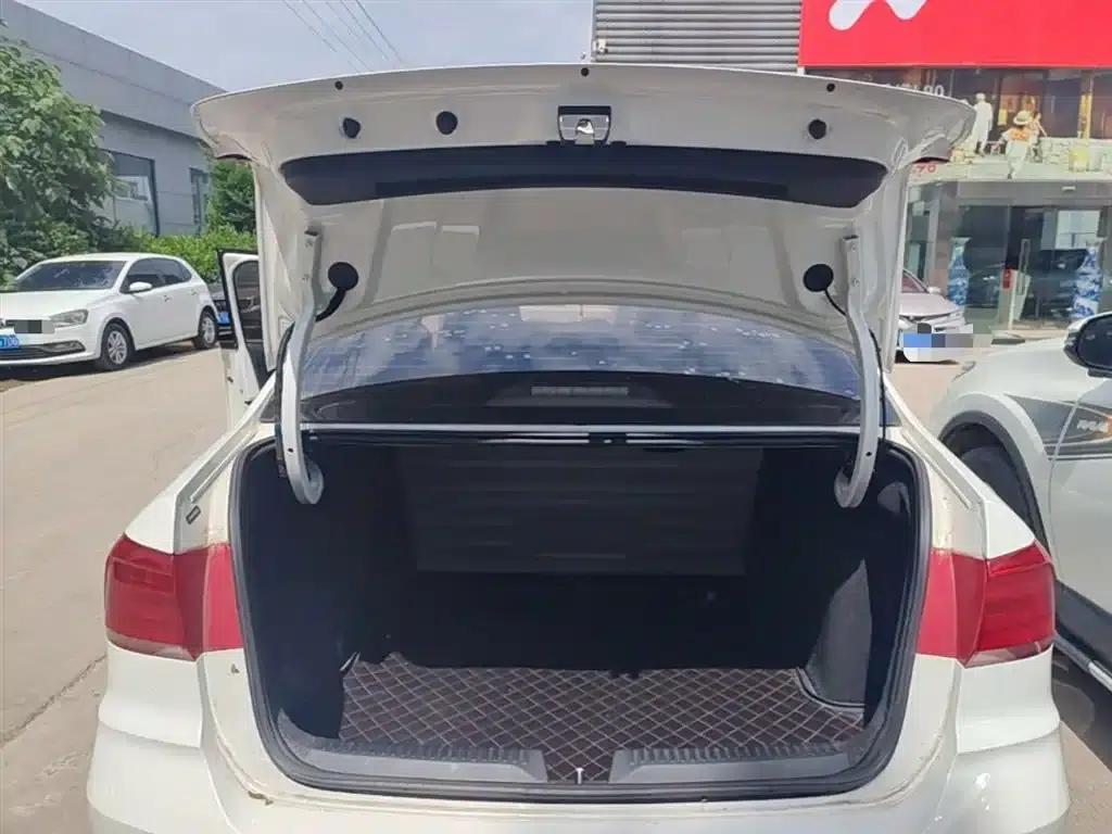 Santana 2018 1.5L Manual Fashion Edition — миниатюра 19