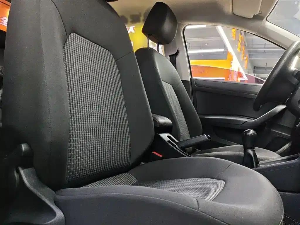Santana 2021 1.5L Manual Fashion Edition — миниатюра 9