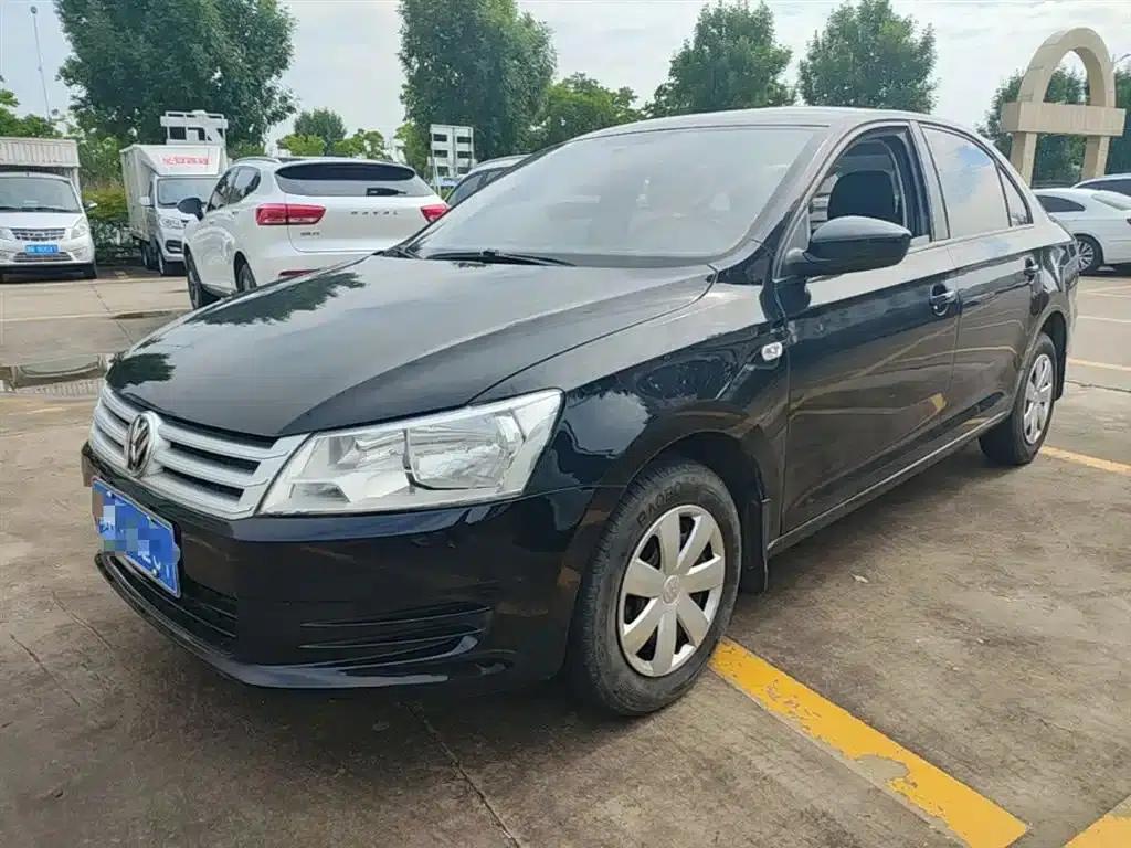 Santana 2015 1.6L Manual Fashion Edition — миниатюра 2
