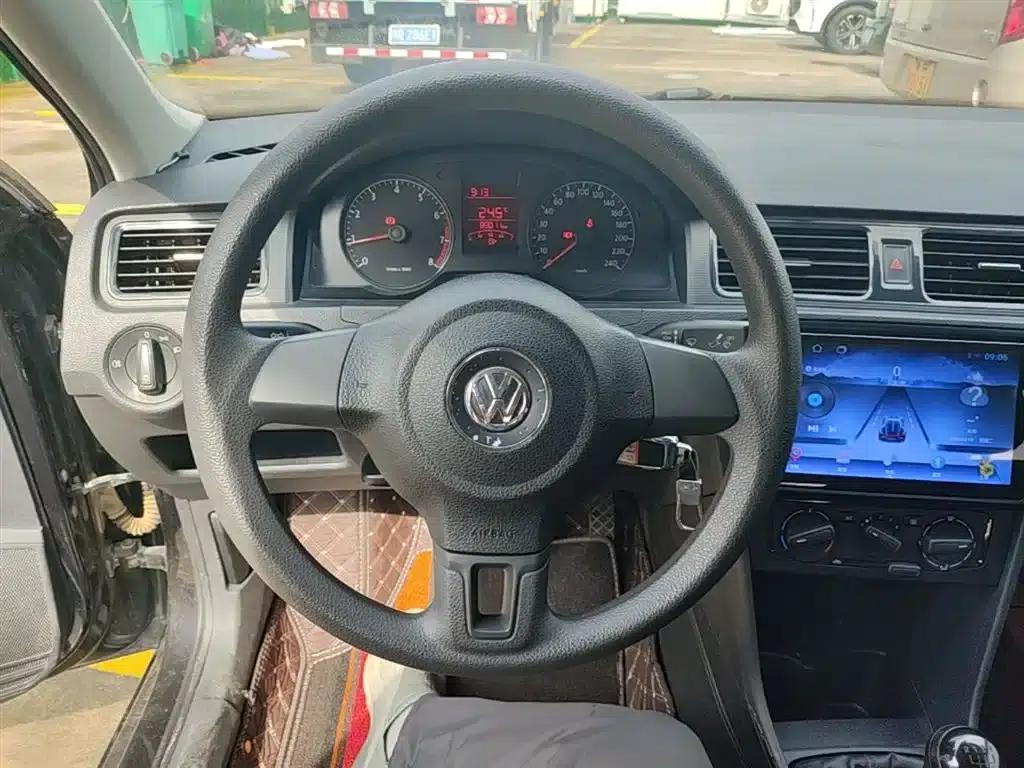 Santana 2015 1.6L Manual Fashion Edition — миниатюра 11
