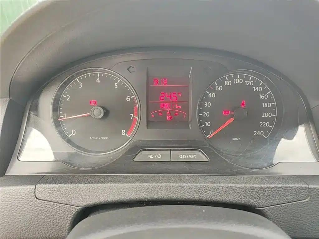 Santana 2015 1.6L Manual Fashion Edition — миниатюра 12