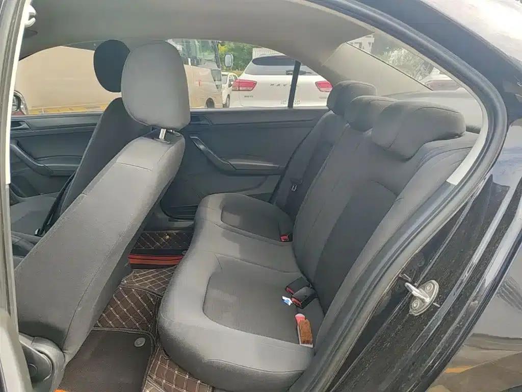 Santana 2015 1.6L Manual Fashion Edition — миниатюра 17