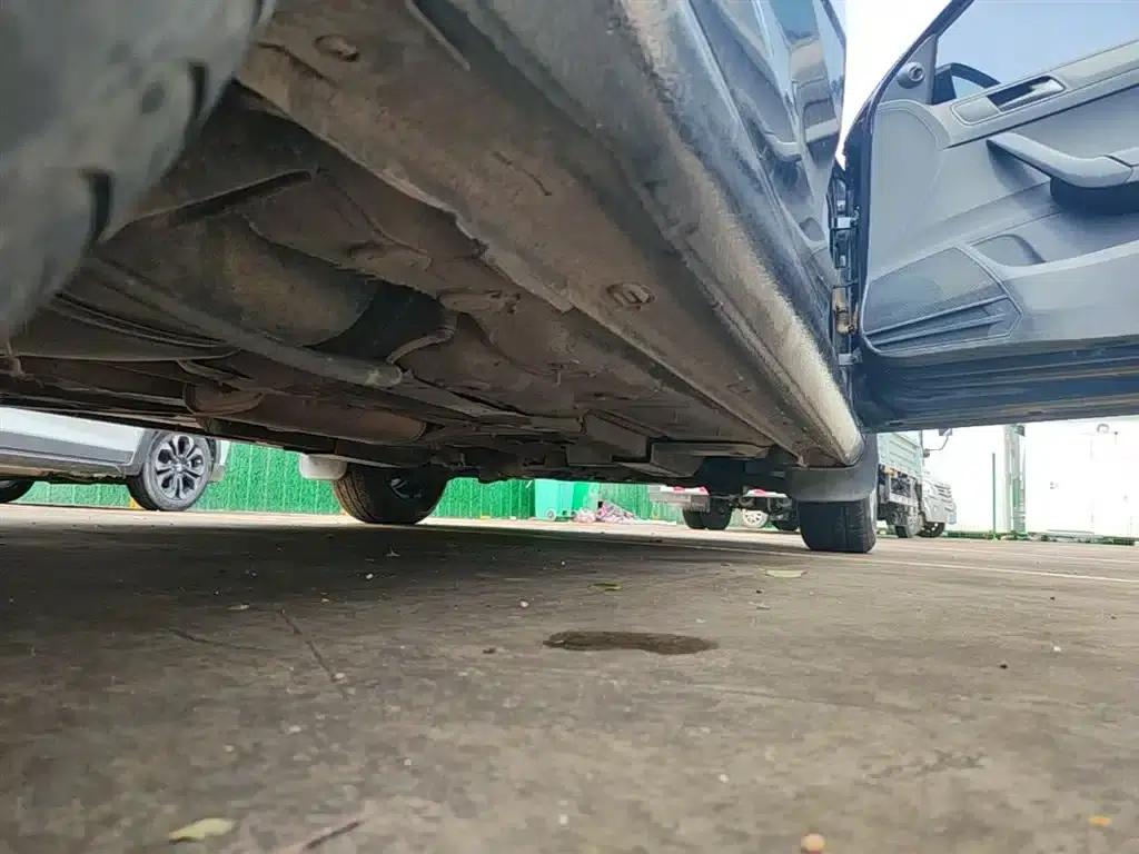 Santana 2015 1.6L Manual Fashion Edition — миниатюра 21