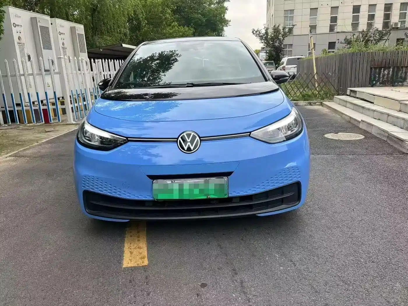 Volkswagen ID.3 2024 Outstanding Edition — миниатюра 2