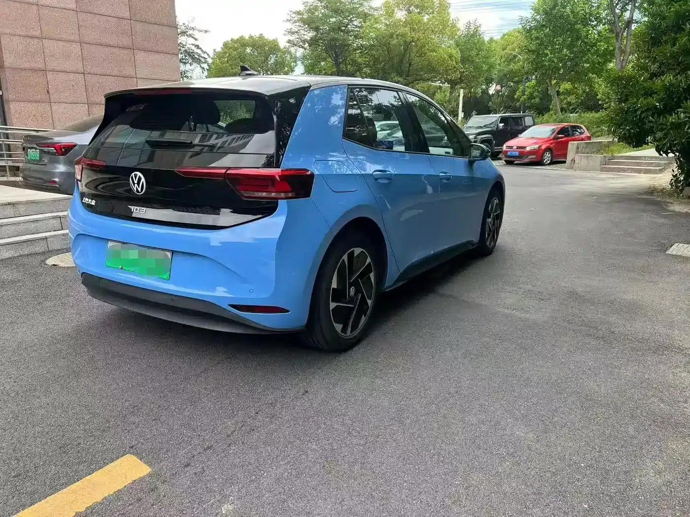 Volkswagen ID.3 2024 Outstanding Edition — миниатюра 9