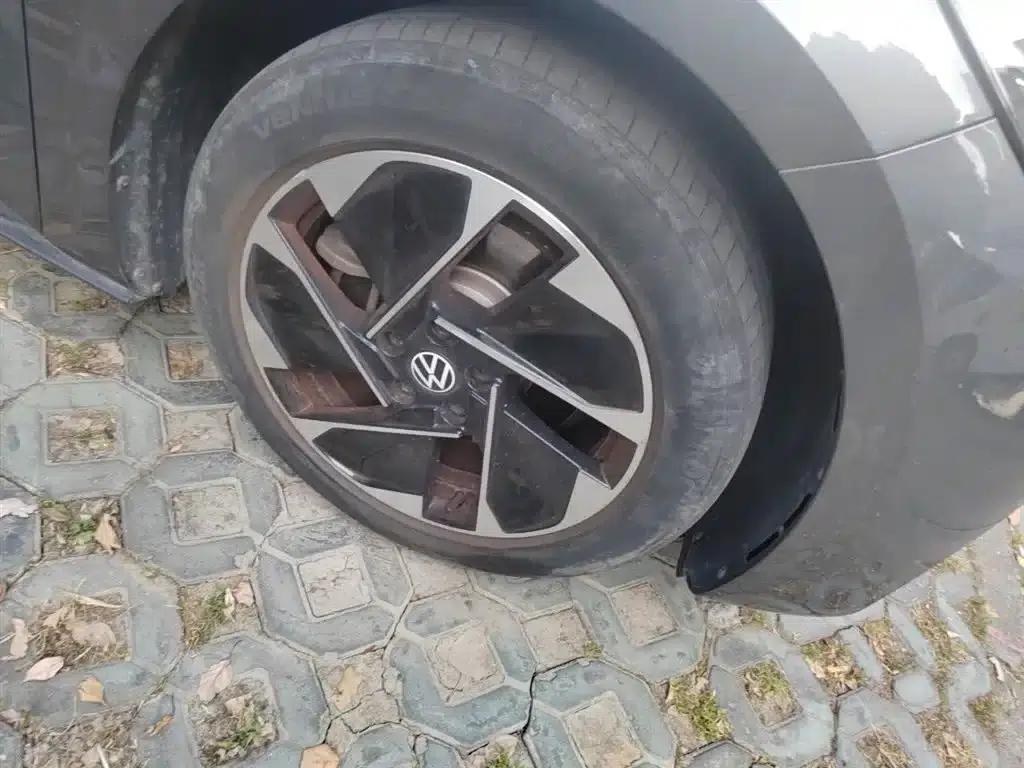 Volkswagen ID.3 2023 Upgraded Pure Smart Edition — миниатюра 26