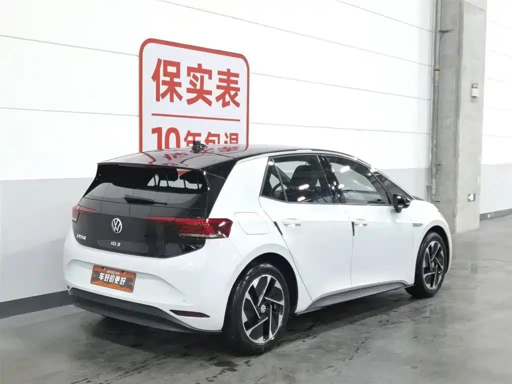 Volkswagen ID.3 2023 Pure Smart Edition — миниатюра 2