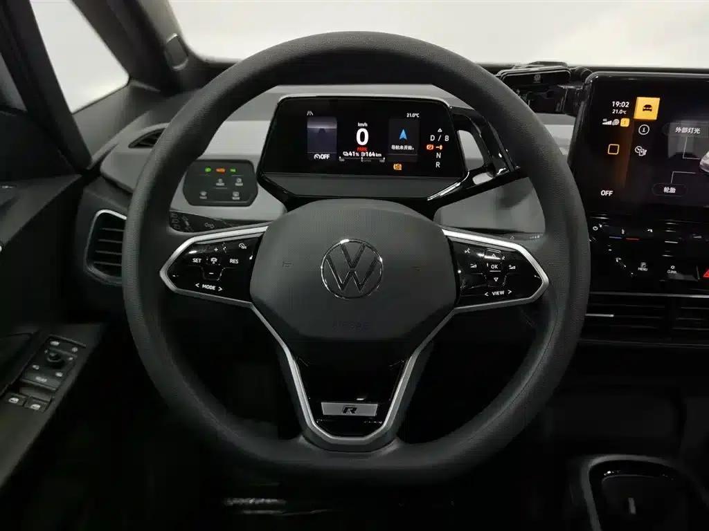Volkswagen ID.3 2023 Pure Smart Edition — миниатюра 11
