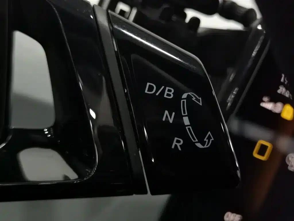 Volkswagen ID.3 2023 Pure Smart Edition — миниатюра 13