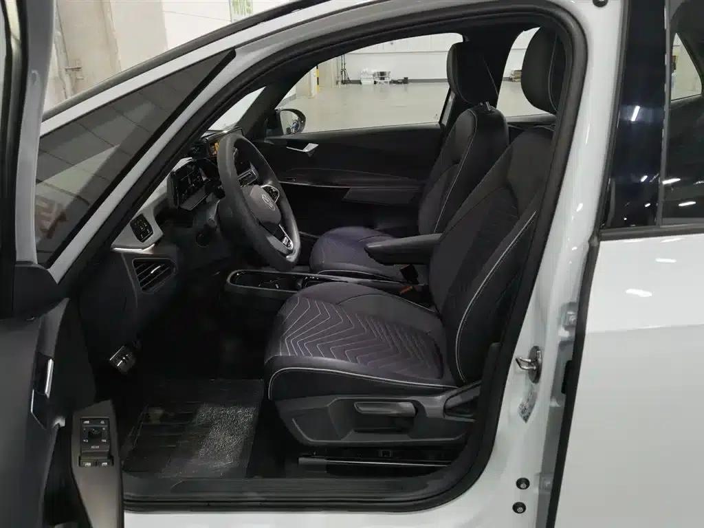 Volkswagen ID.3 2023 Pure Smart Edition — миниатюра 10