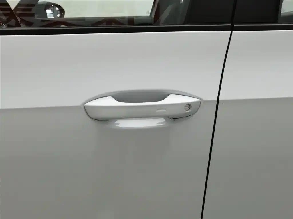 Volkswagen ID.3 2023 Upgraded Pure Smart Edition — миниатюра 18