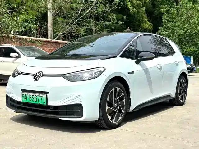 Volkswagen ID.3 2023 Upgraded Pure Smart Edition