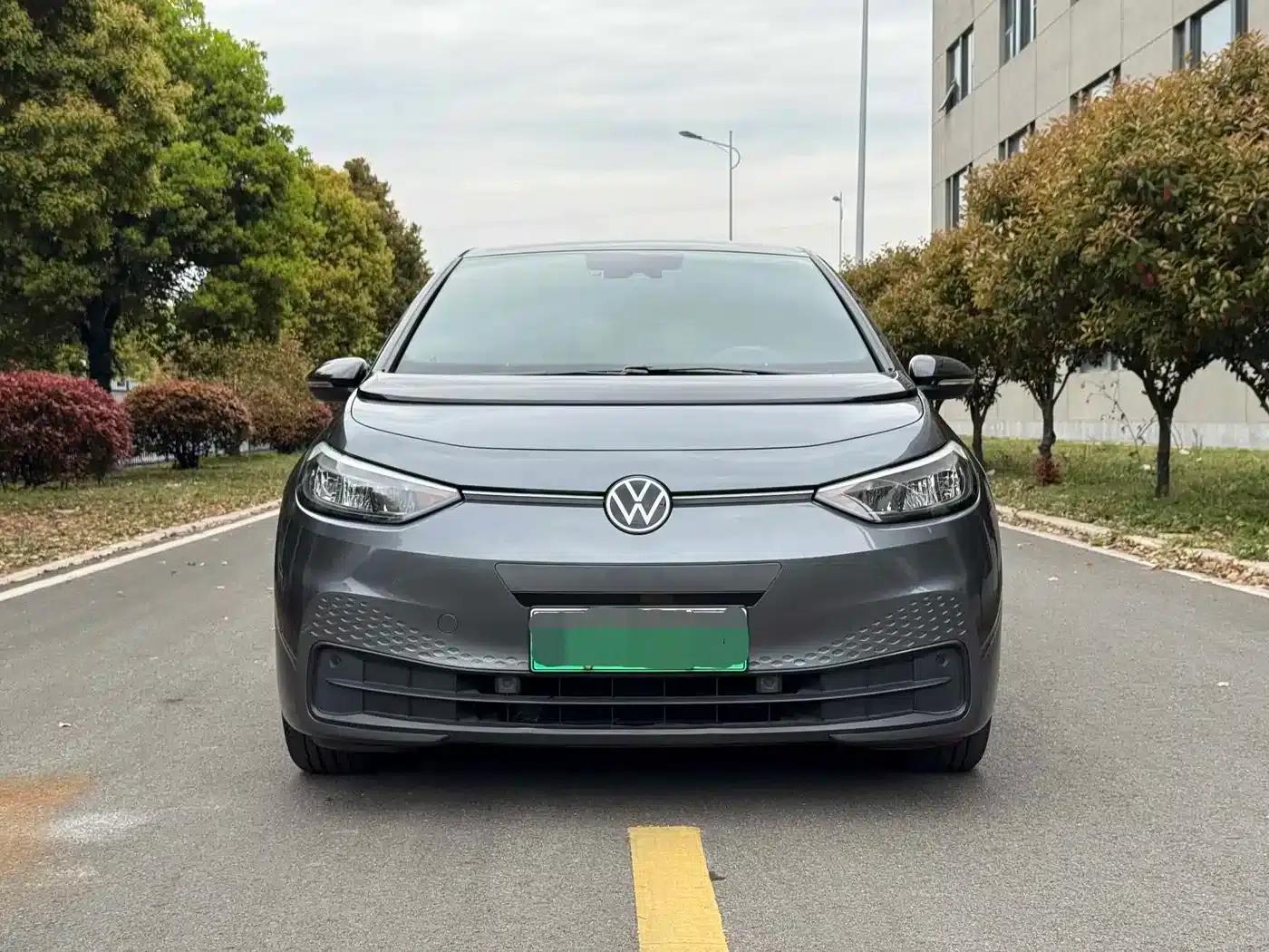Volkswagen ID.3 2023 Upgraded Pure Smart Edition — миниатюра 2