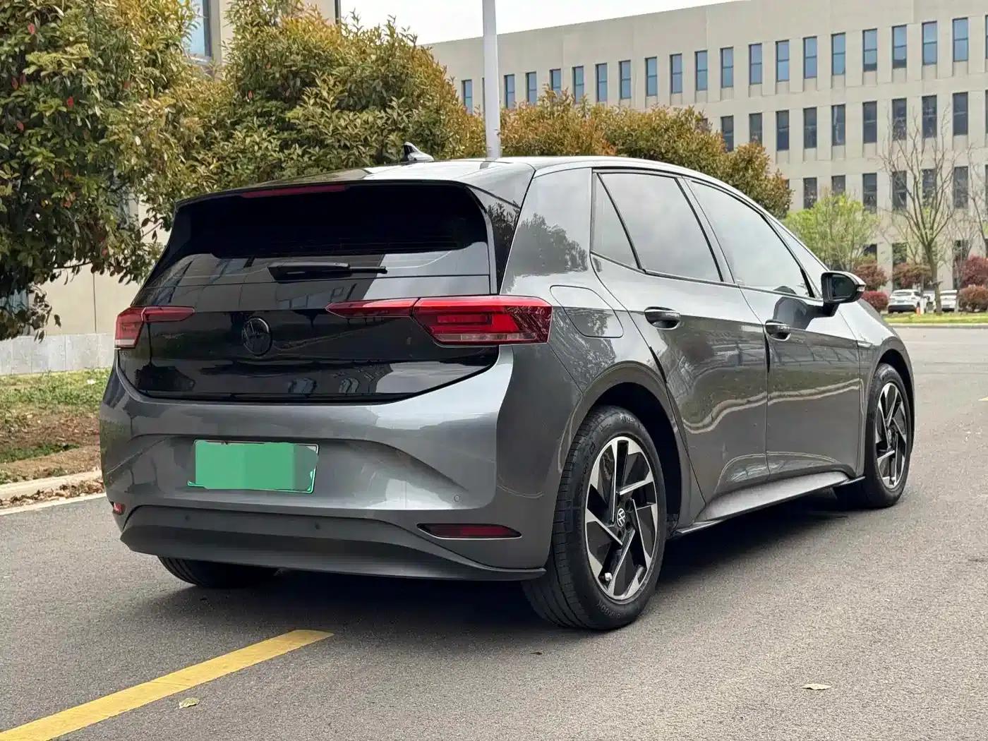 Volkswagen ID.3 2023 Upgraded Pure Smart Edition — миниатюра 6