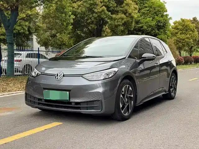 Volkswagen ID.3 2023 Upgraded Pure Smart Edition