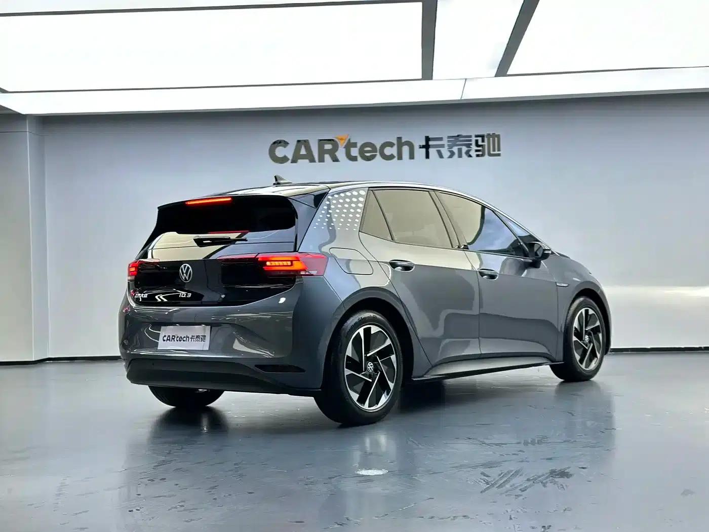 Volkswagen ID.3 2023 Pure Smart Edition — миниатюра 3
