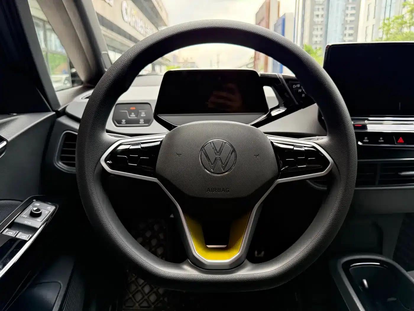 Volkswagen ID.3 2023 Pure Smart Edition — миниатюра 14