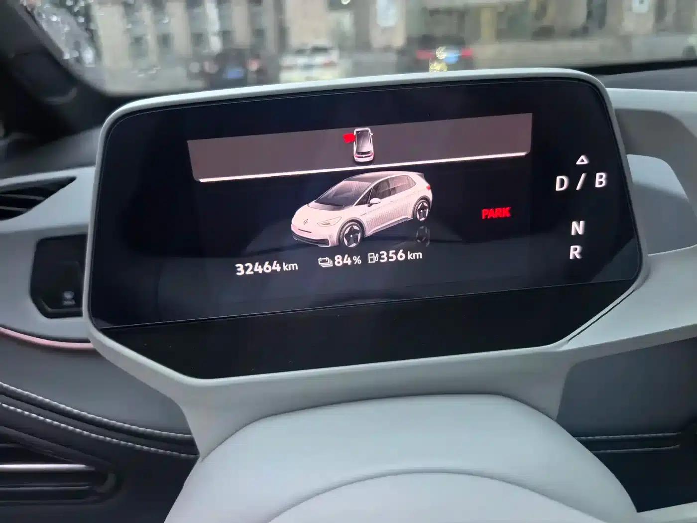 Volkswagen ID.3 2024 Outstanding Edition — миниатюра 5