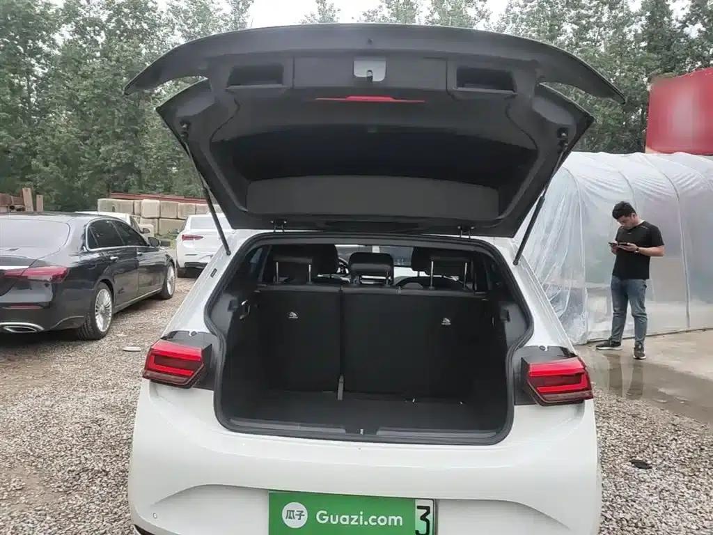 Volkswagen ID.3 2024 Outstanding Edition — миниатюра 19
