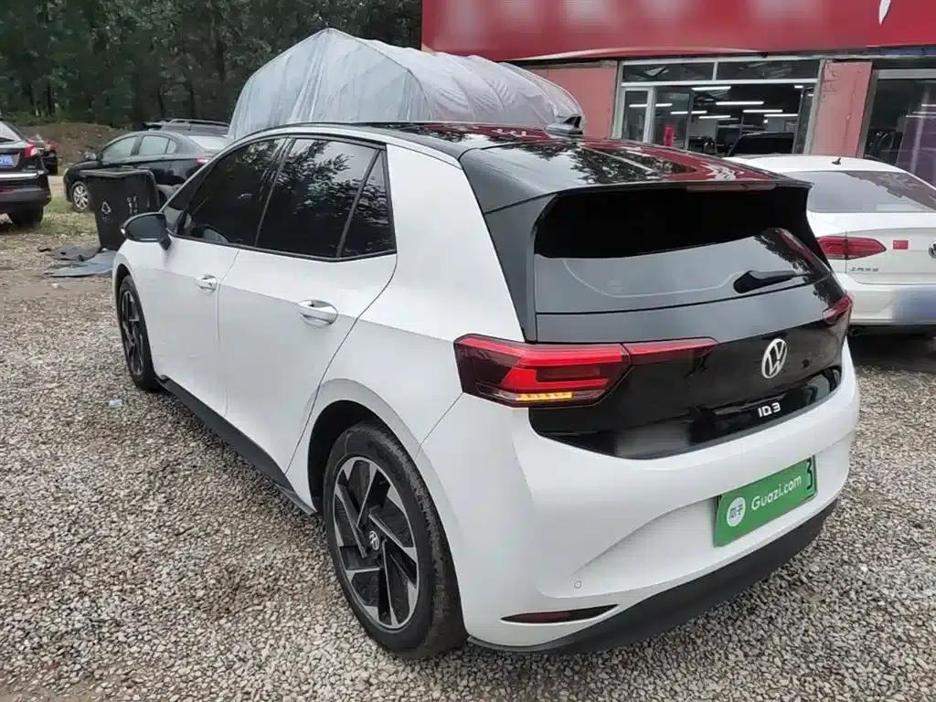 Volkswagen ID.3 2024 Outstanding Edition — миниатюра 5