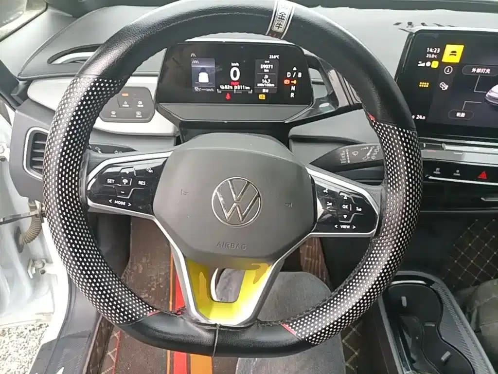 Volkswagen ID.3 2023 Upgraded Pure Smart Edition — миниатюра 11