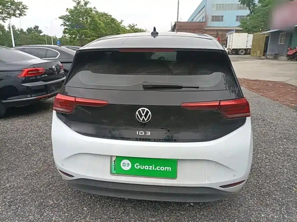Volkswagen ID.3 2023 Upgraded Pure Smart Edition — миниатюра 6