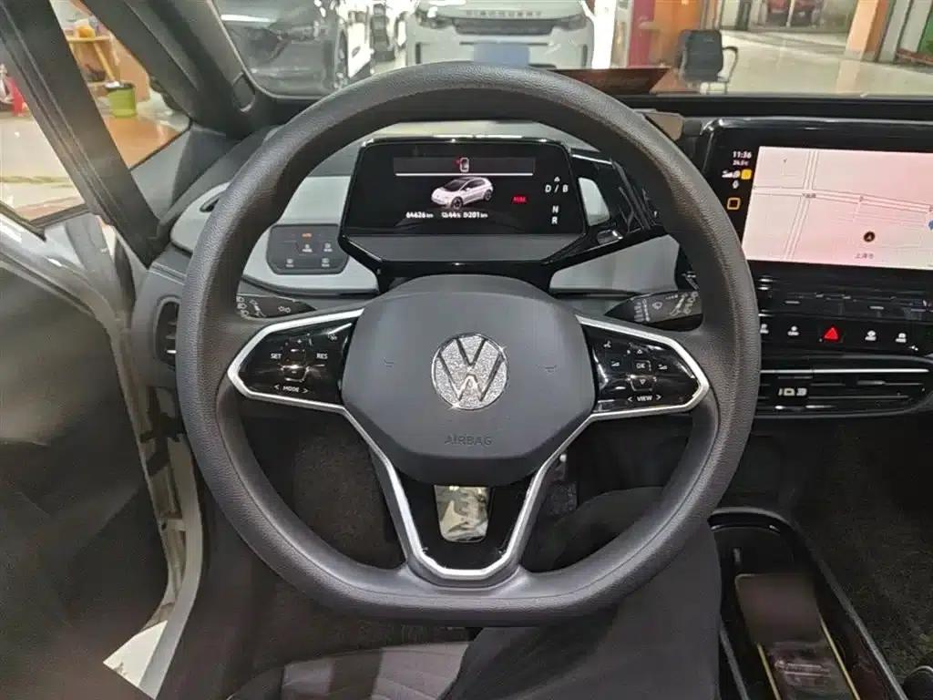 Volkswagen ID.3 2023 Upgraded Pure Smart Edition — миниатюра 11