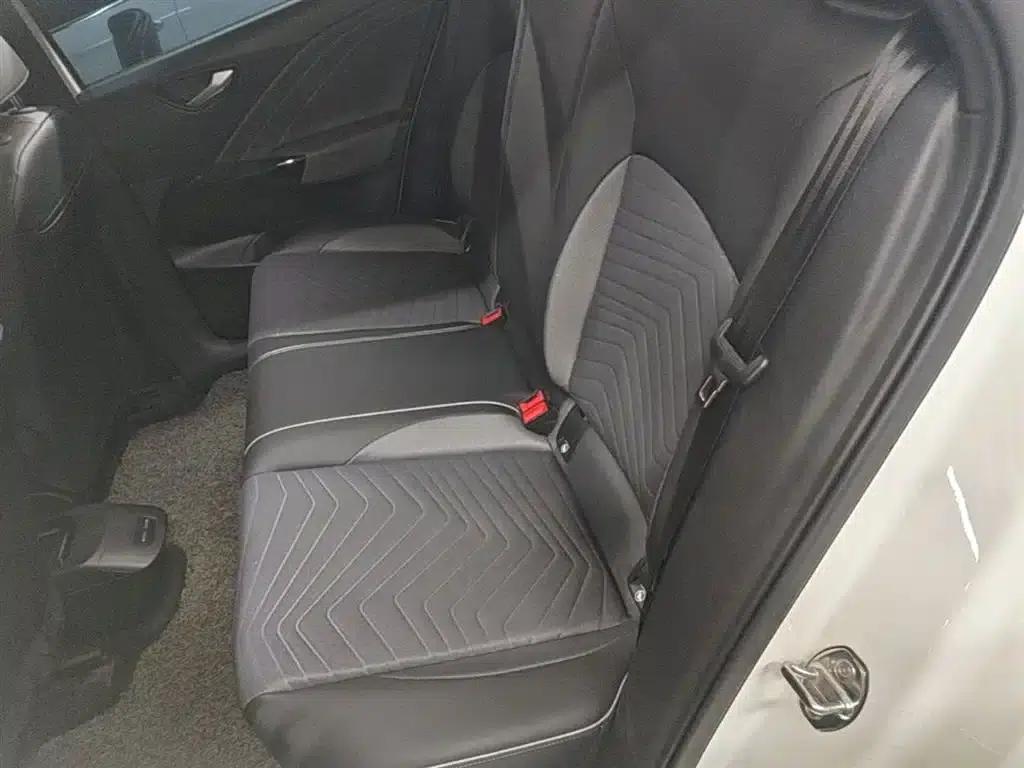 Volkswagen ID.3 2023 Upgraded Pure Smart Edition — миниатюра 17