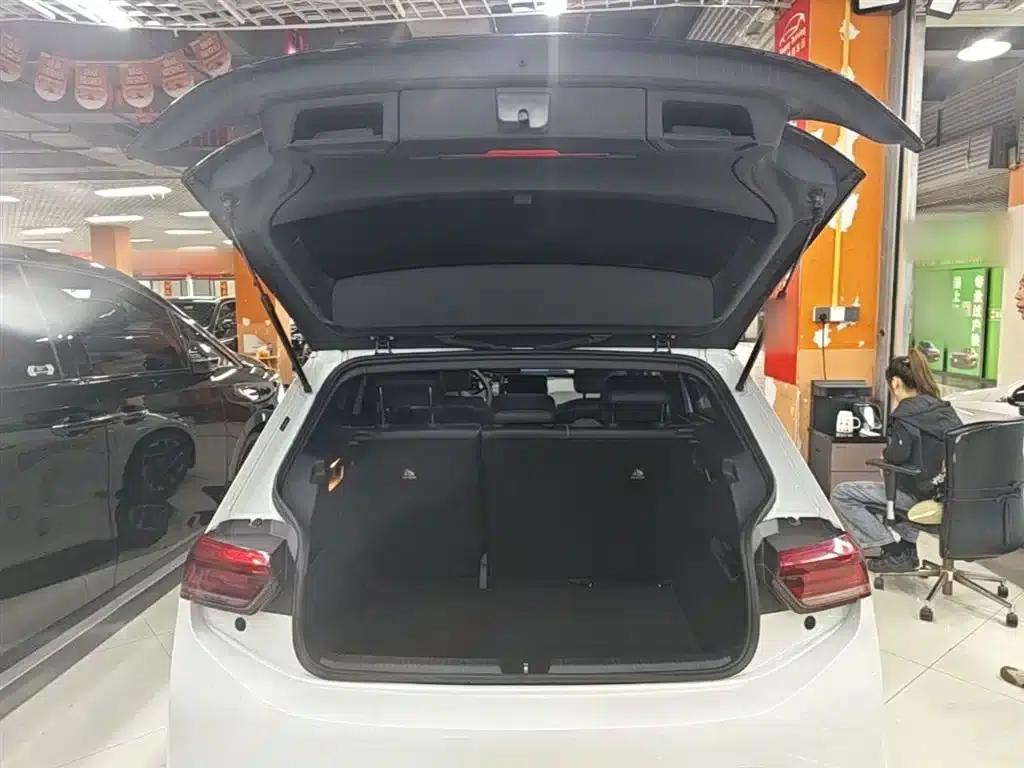 Volkswagen ID.3 2023 Upgraded Pure Smart Edition — миниатюра 19