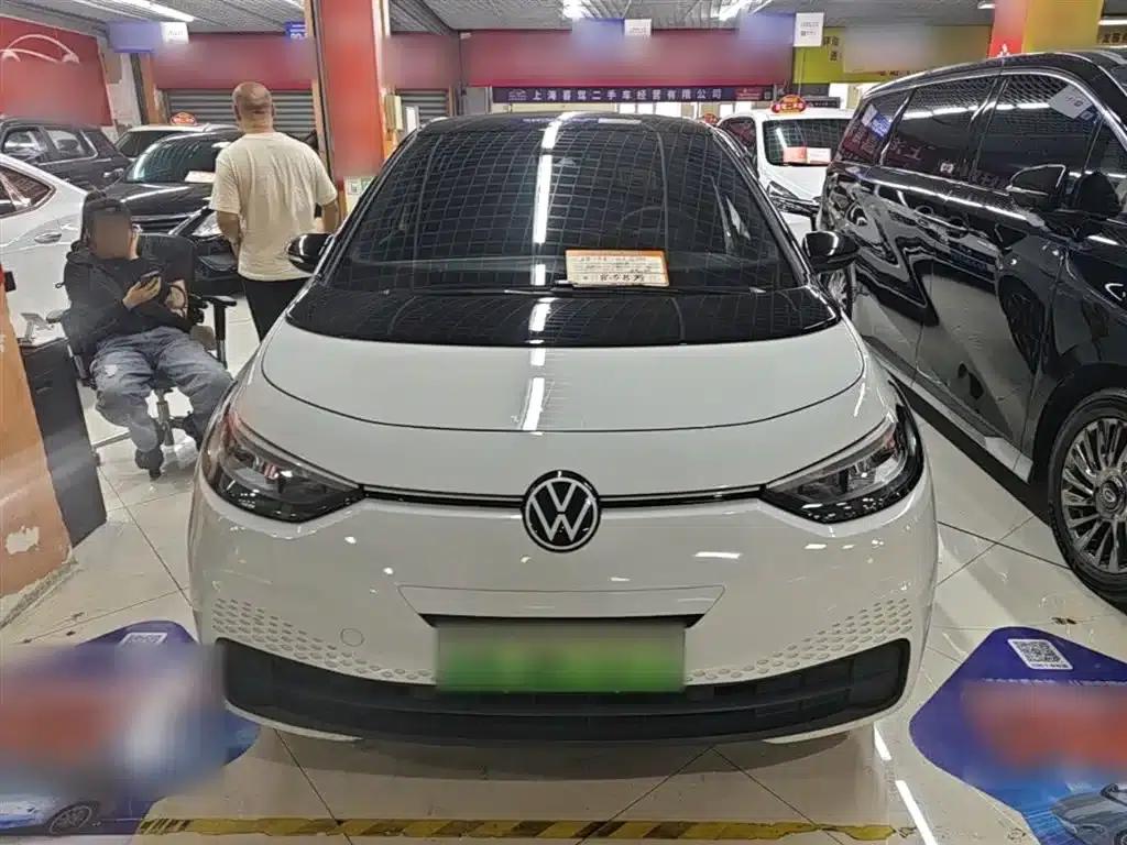 Volkswagen ID.3 2023 Upgraded Pure Smart Edition — миниатюра 3