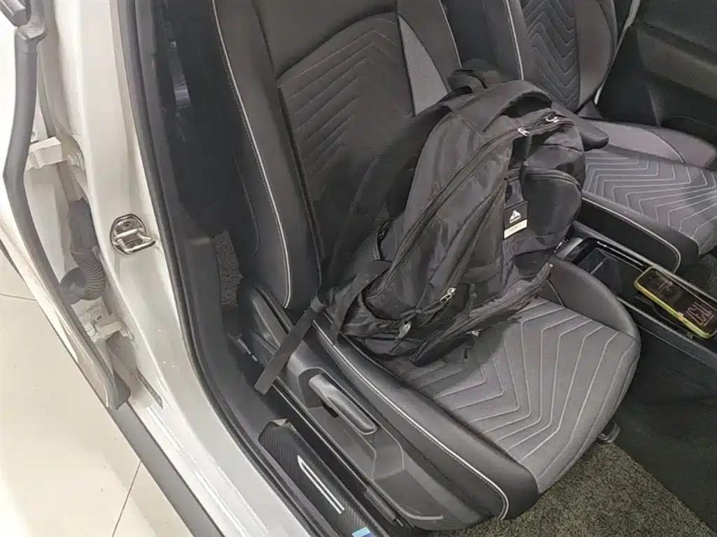 Volkswagen ID.3 2023 Upgraded Pure Smart Edition — миниатюра 25