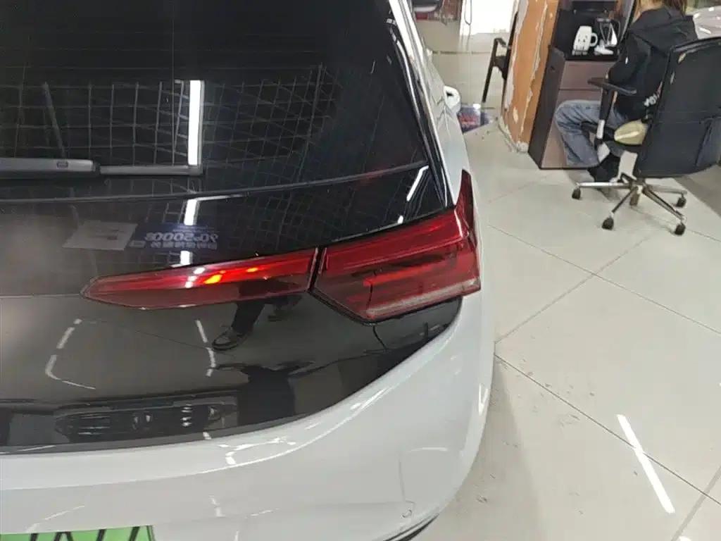 Volkswagen ID.3 2023 Upgraded Pure Smart Edition — миниатюра 8