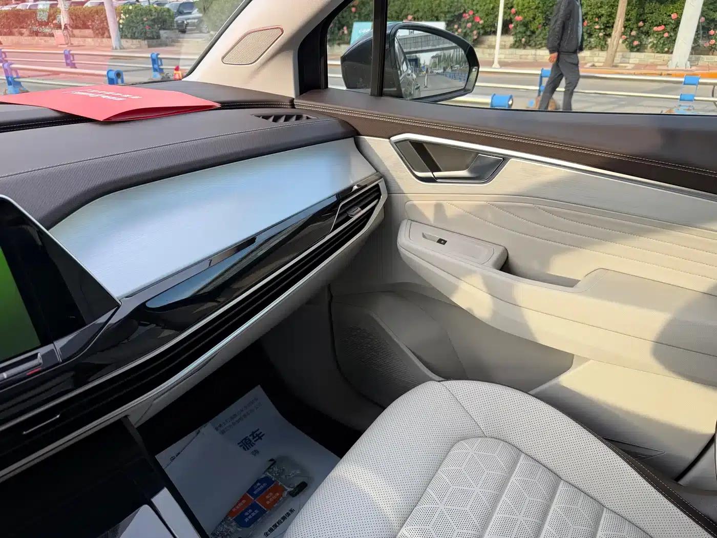 2023 Range Rover 380TSI AWD Luxury Pro 6-seater — миниатюра 20